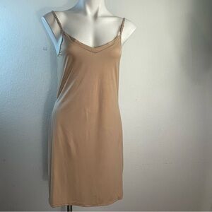 Vassarette Tan  2-in-1 Spin Chemise slip dress  M style 10186